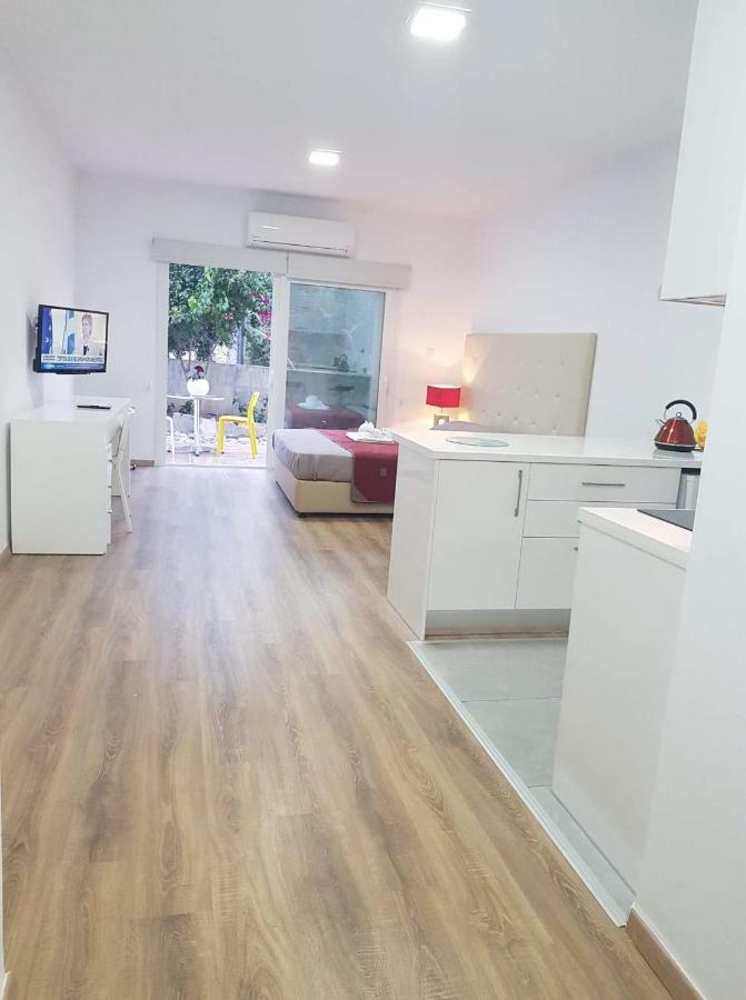 Ground Floor Studio Paphos Eksteriør bilde